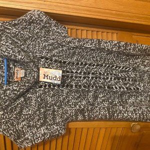 sweater new nice collar perfect wearing with pants tights